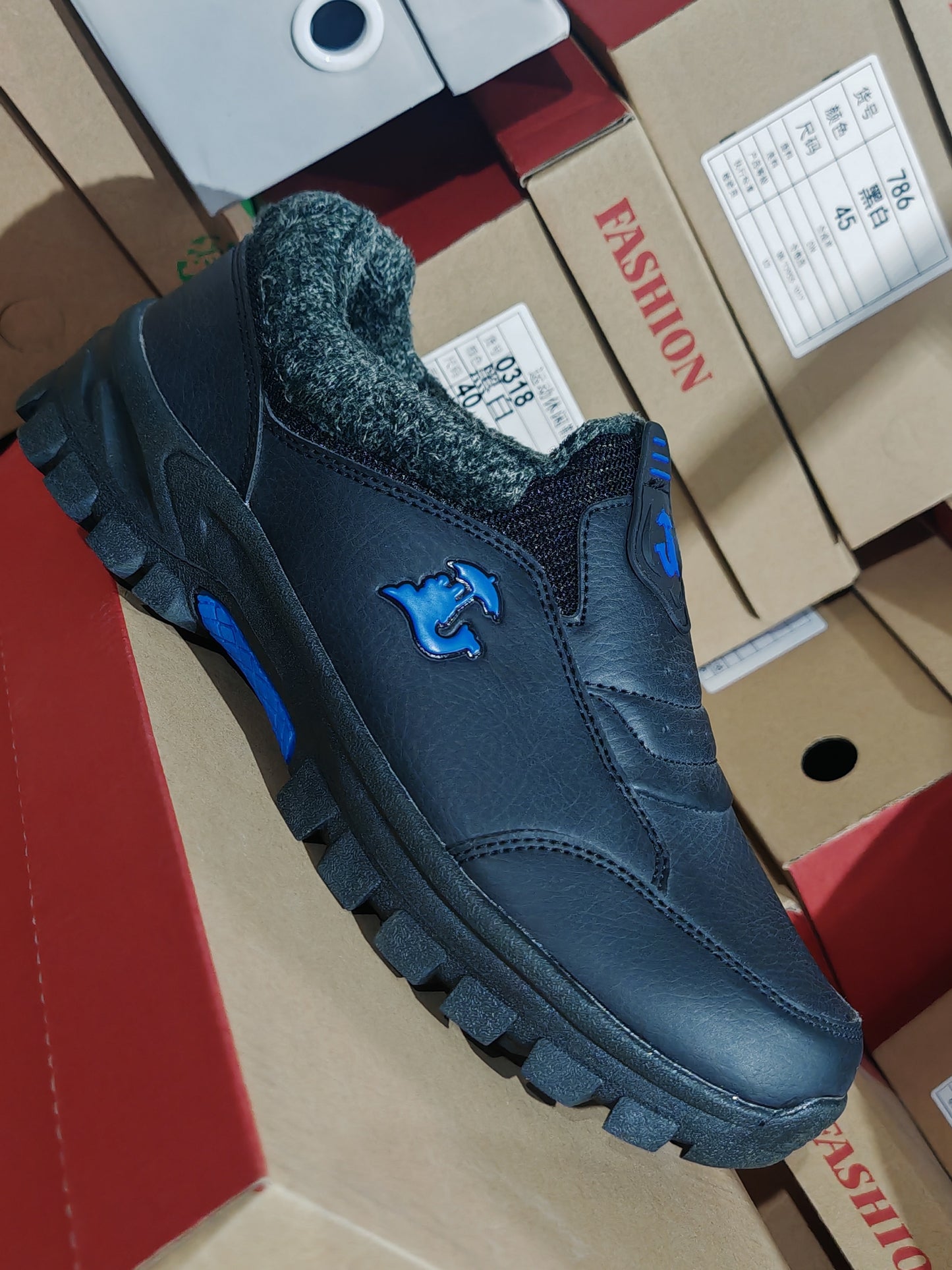 Model 1155 – Ghete de iarnă cu blană, impermeabile și antiderapante