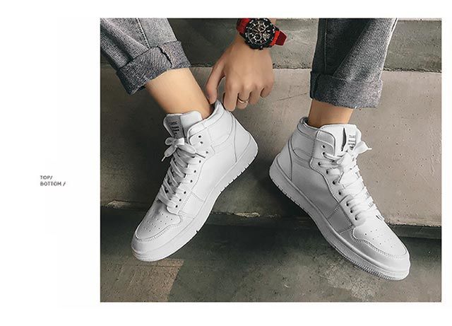 Model: 98009 – încălțăminte de iarnă
Mărimi disponibile: 45, 46, 47