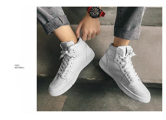 Model: 98009 – încălțăminte de iarnă
Mărimi disponibile: 45, 46, 47