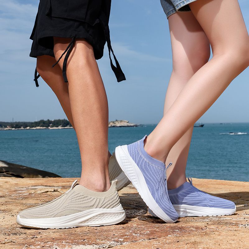 Pantofi de cuplu (unisex) model 880 – pentru femei și bărbați  Парные кроссовки (унисекс) модель 880 — для мужчин и женщин