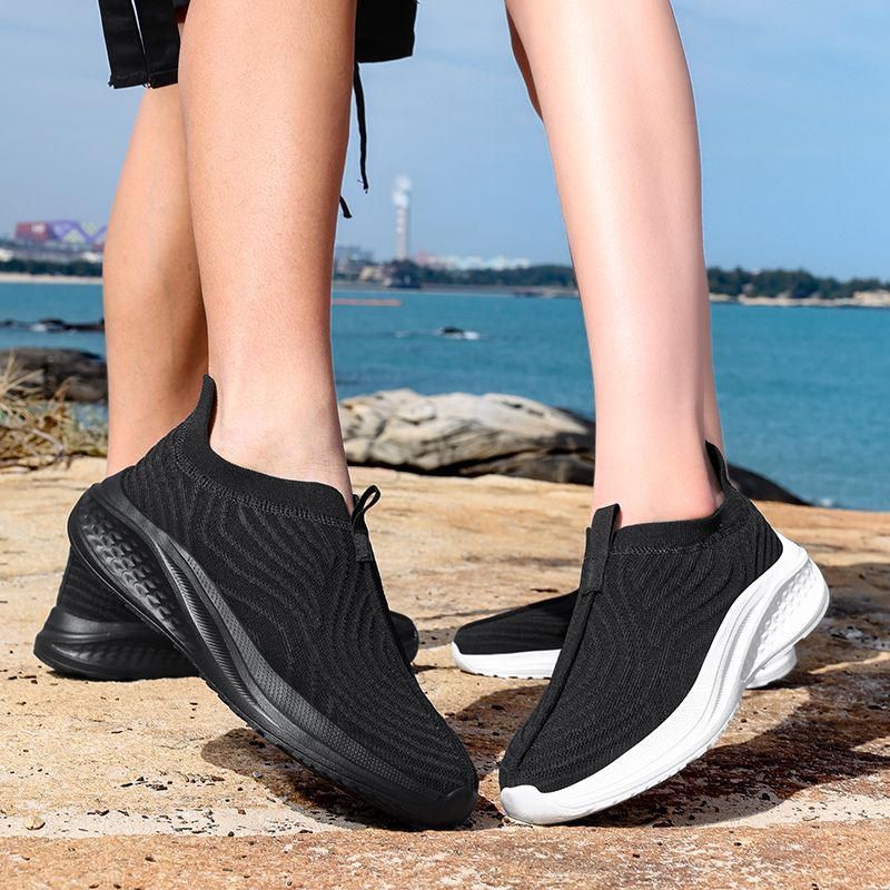 Pantofi de cuplu (unisex) model 880 – pentru femei și bărbați  Парные кроссовки (унисекс) модель 880 — для мужчин и женщин