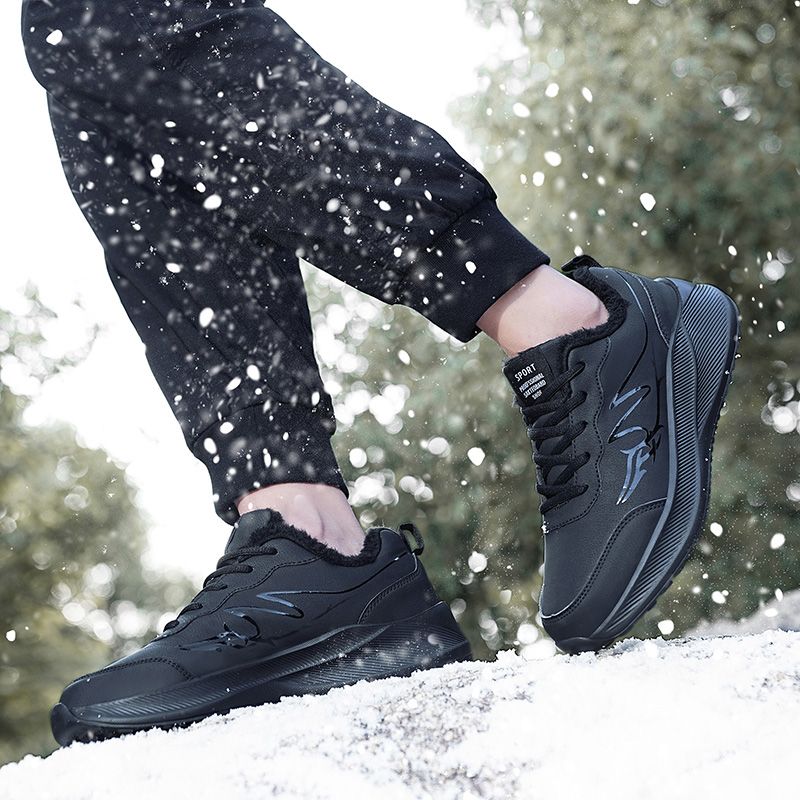 Model 850 – Încălțăminte de iarnă impermeabilă, căptușită, talpă MD antiderapantă (mărimi 39–48) / Модель 850 – зимняя водоотталкивающая обувь с утеплением и MD подошвой (размеры 39–48)